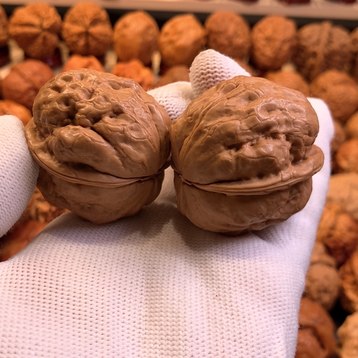 文玩核桃吊坠28哦哦哦