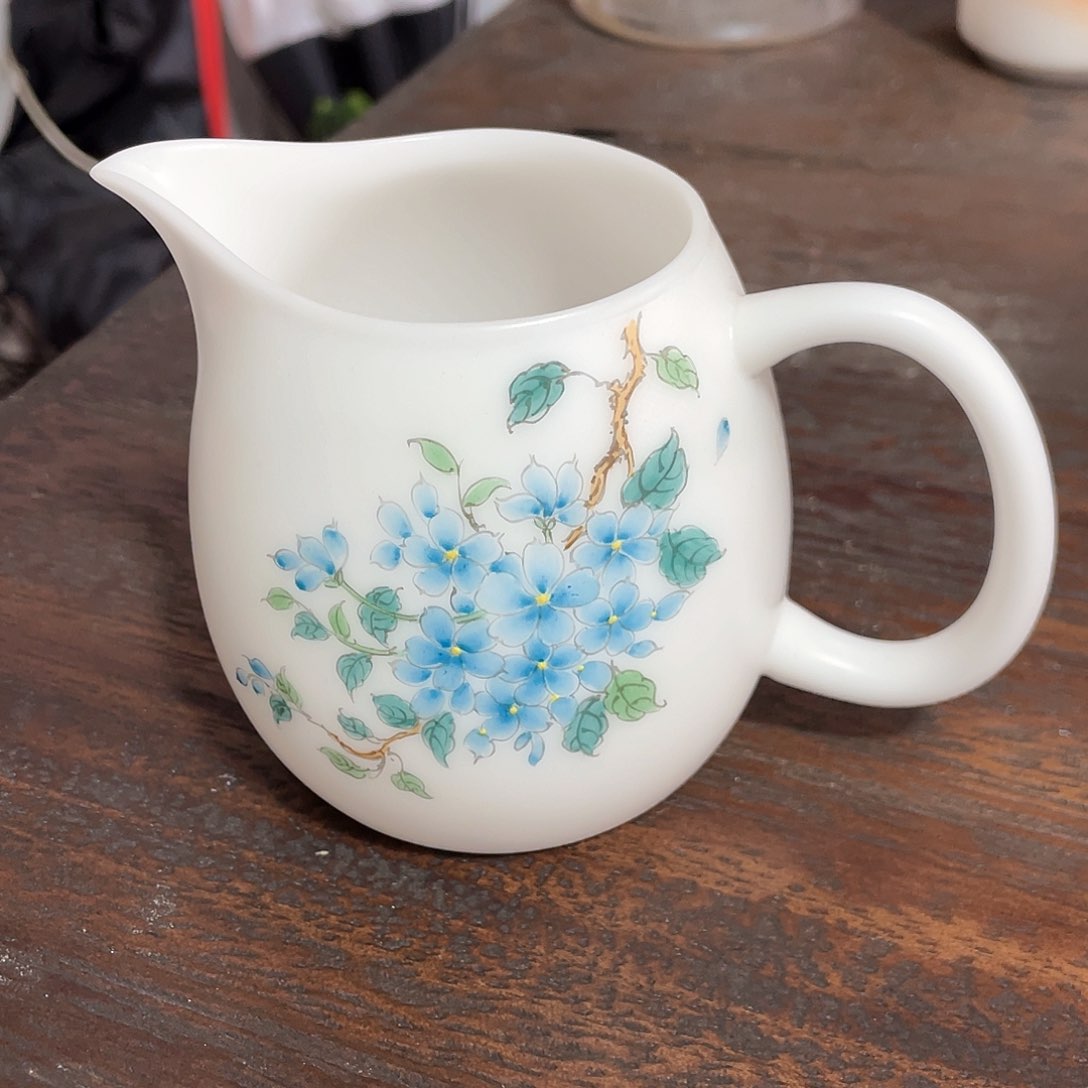 冰种手绘侧把公道杯