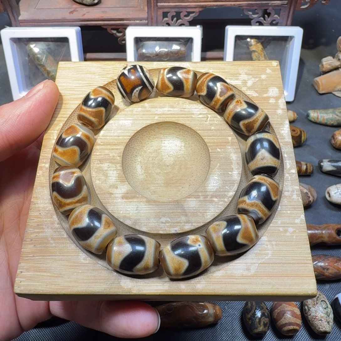 海***波玛瑙/玉髓未镶嵌吊坠(不含链)