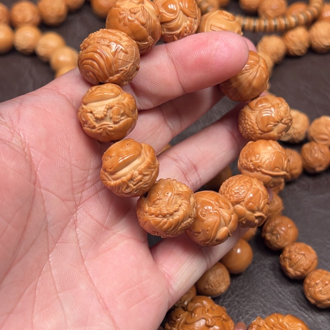 猴头核桃手串1.8苏工蟾仙