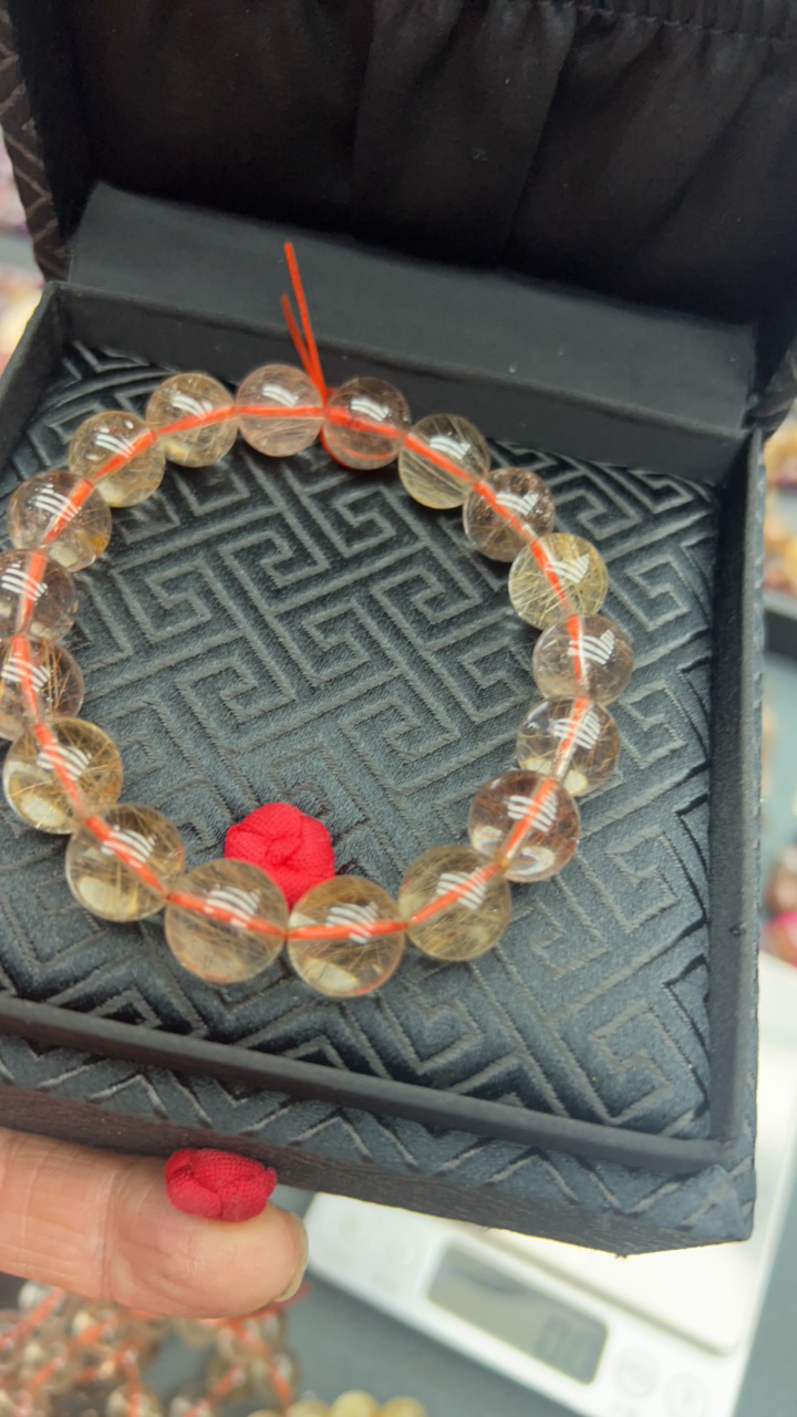 A11发晶水晶手串