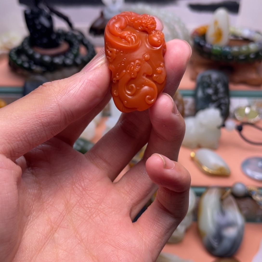 南红玛瑙未镶嵌颈饰L**y