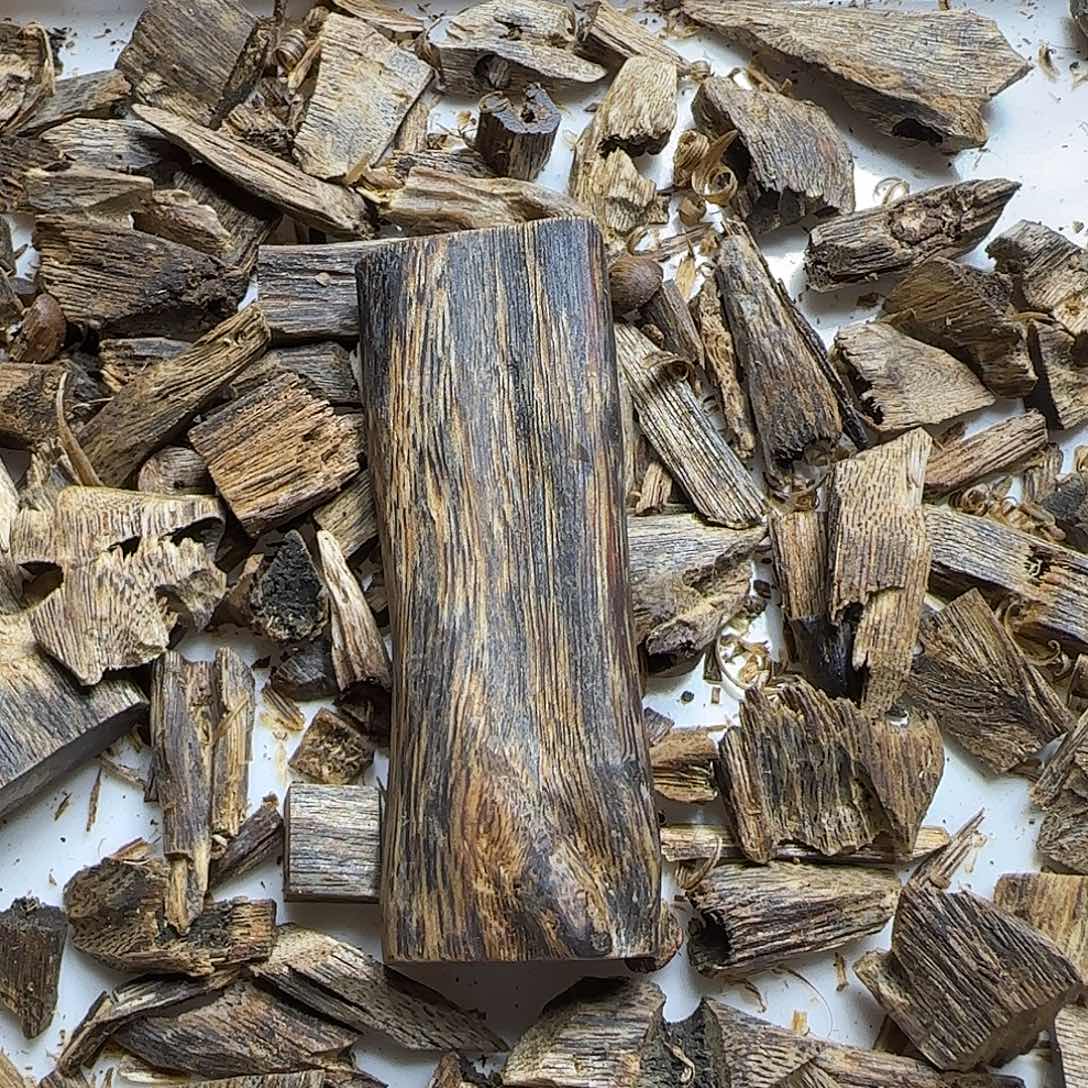 沉香碎屑沉香原汁原味