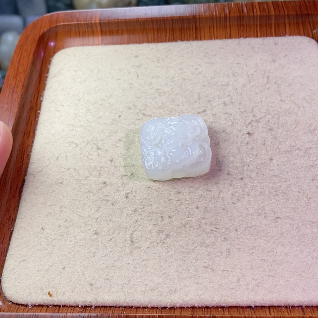 和田玉颈饰未镶嵌Y**g