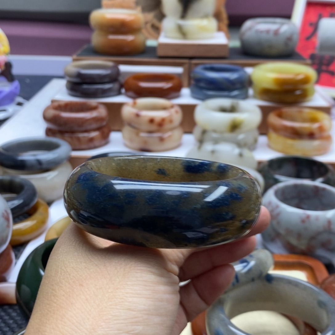 石英质玉手镯未镶嵌逆*