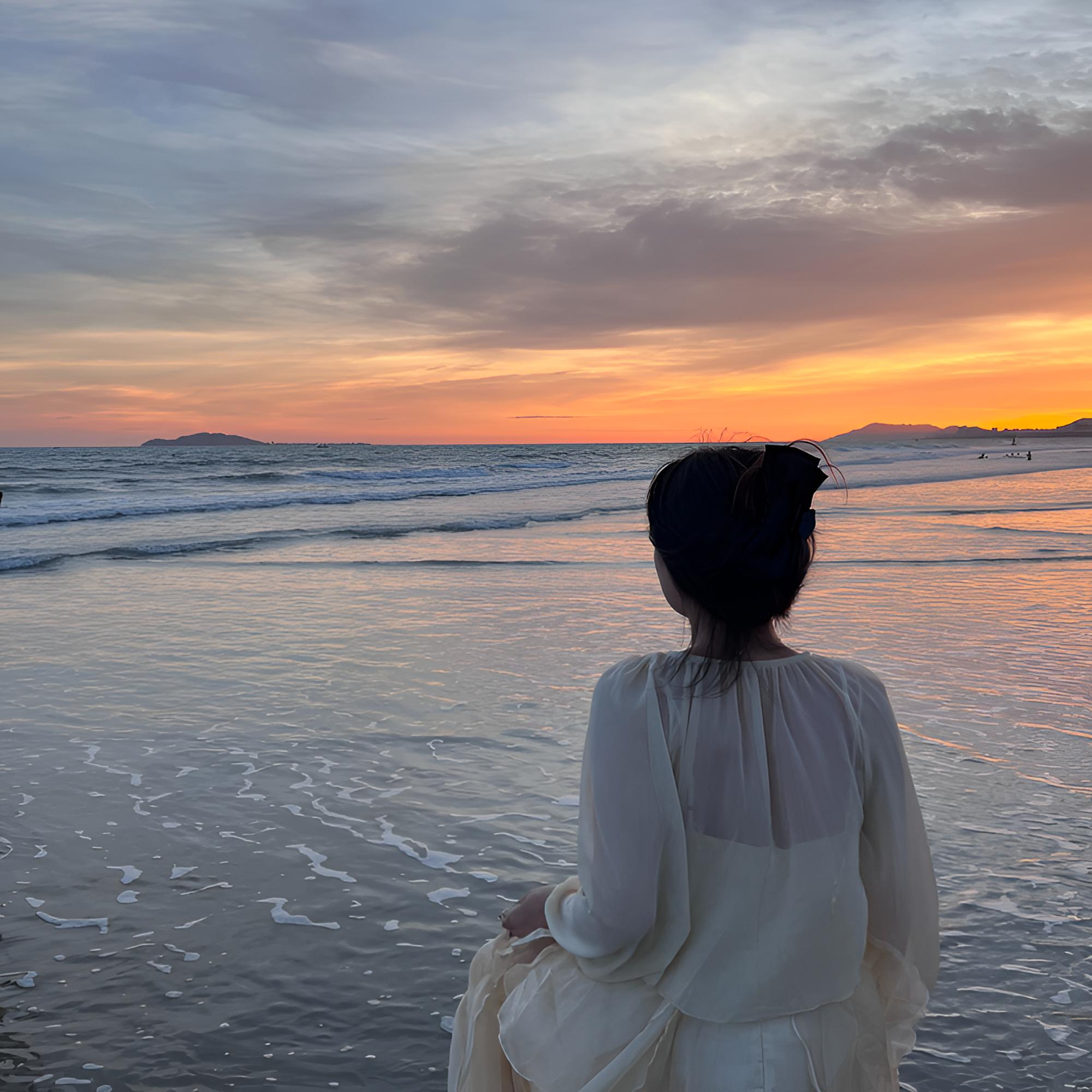 4（300-399）柒贰叁轻奢新款法式洋气时装