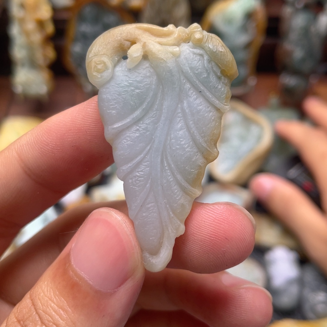 定制翡翠未镶嵌翡翠