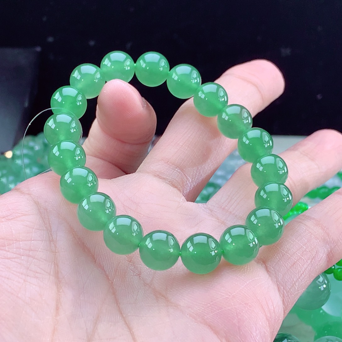 翡翠手链未镶嵌卡10