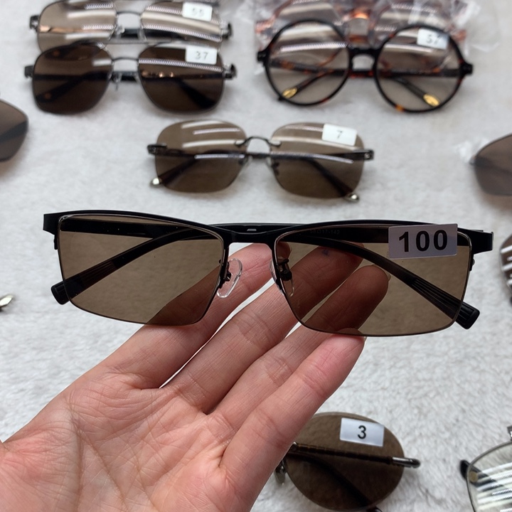 深茶色半框眼镜100