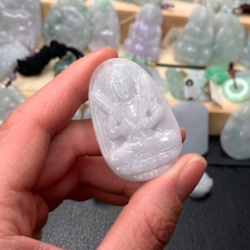 【闪购商品】翡翠颈饰未镶嵌虚空藏菩萨