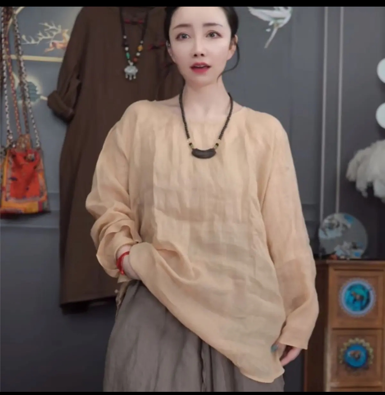 30019原创高支轻薄细苎麻侧盘扣复古文艺女衬衫圆领上衣麻衫