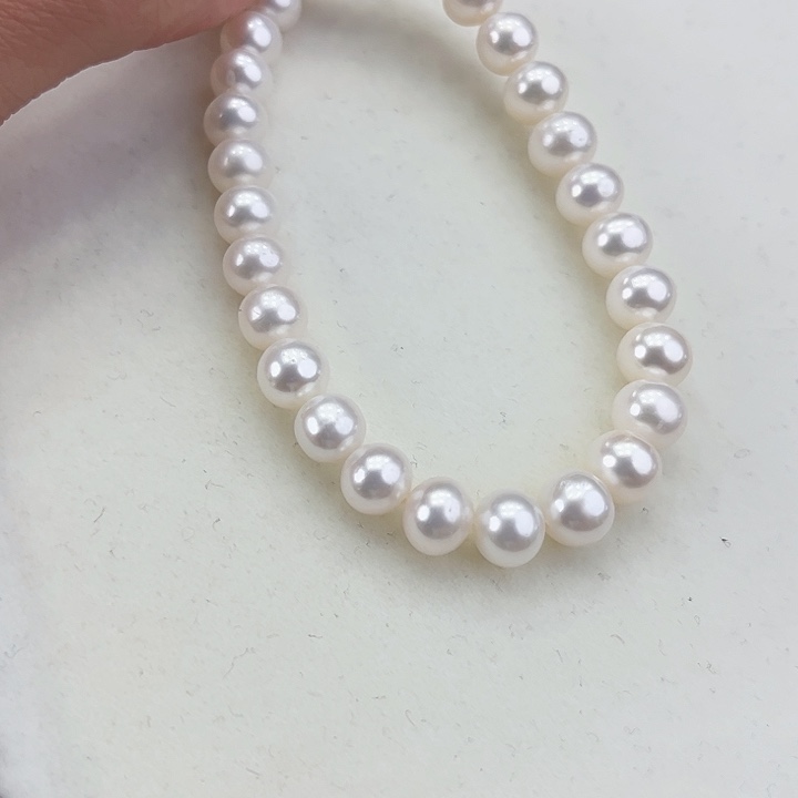 淡水珍珠手绳未镶嵌卡8.9冷白
