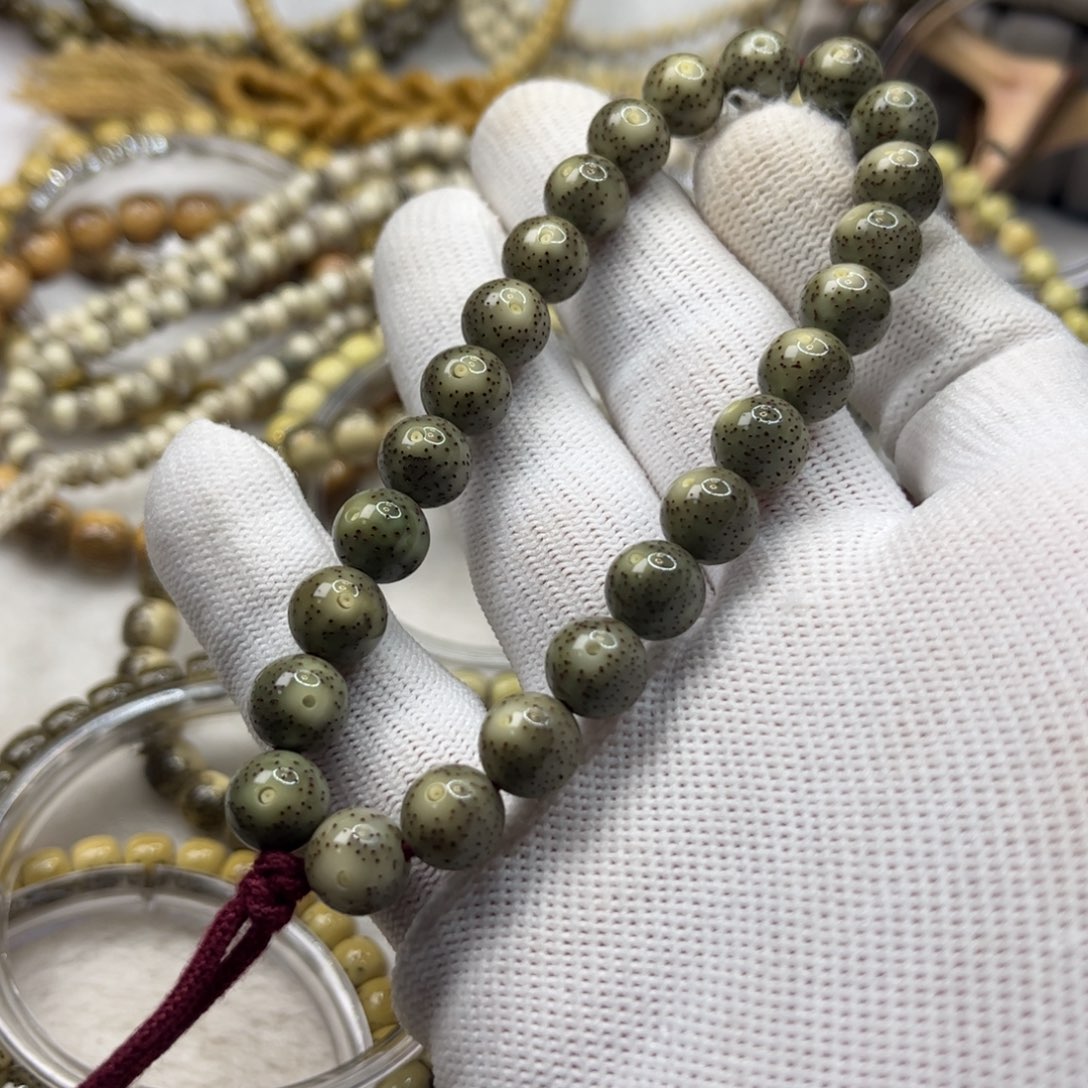 星月菩提吊坠圆珠手持满天星