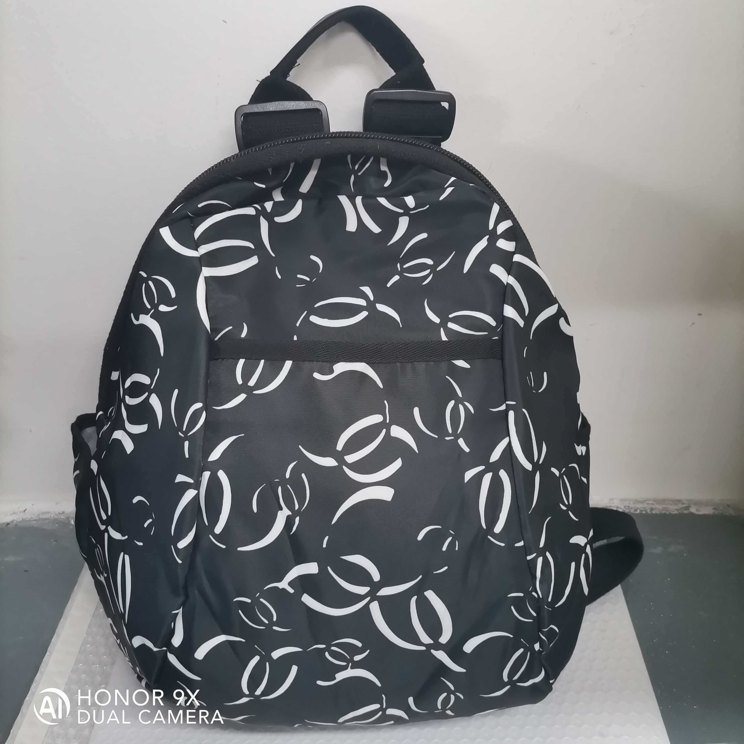 经典时尚双肩包0199