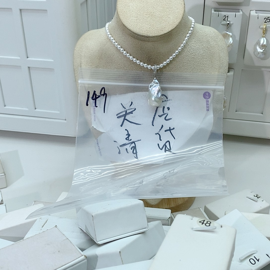 淡水珍珠颈饰合金