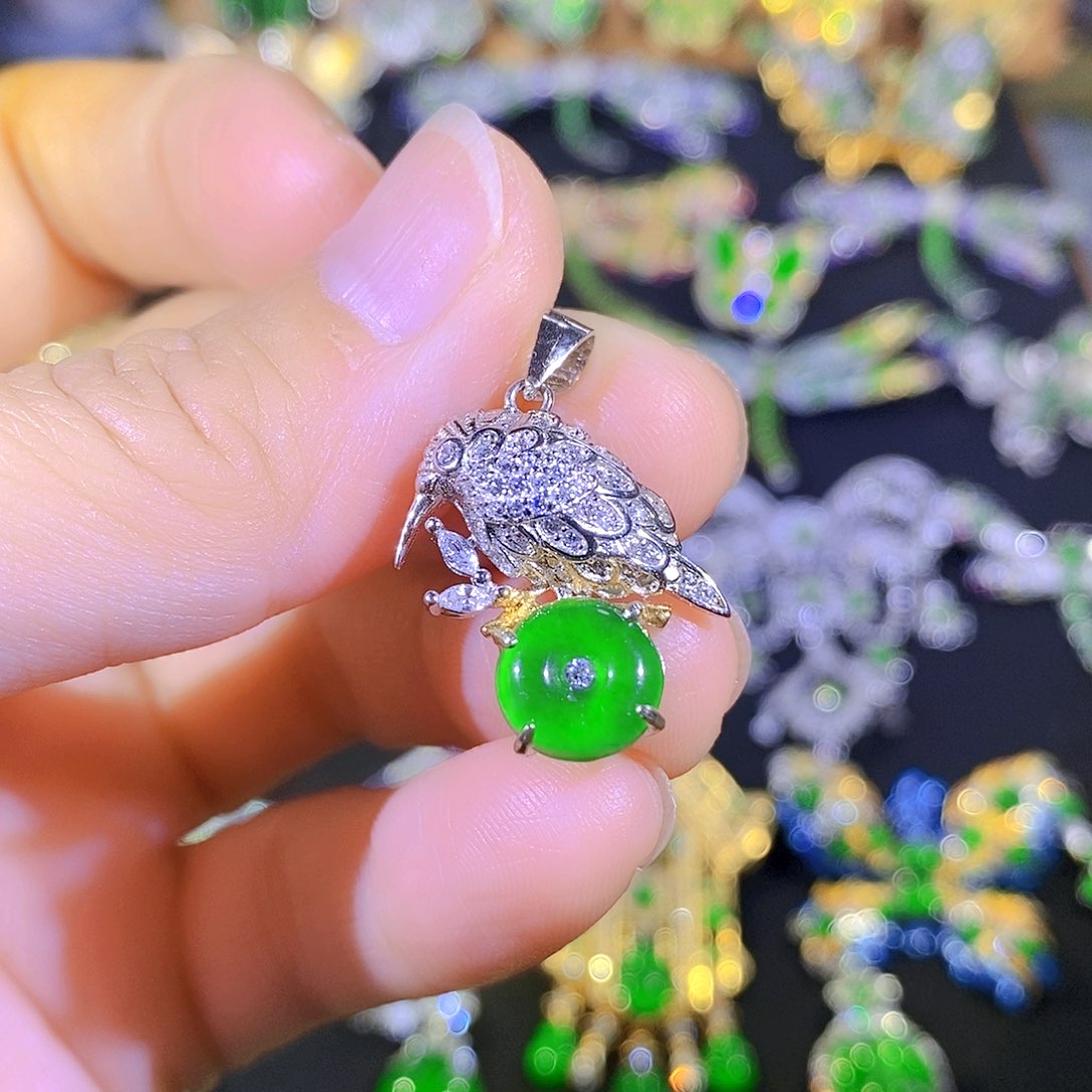 吊坠(不含链)银S925镶嵌翡翠