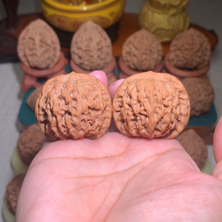 文玩核桃把件秦闷