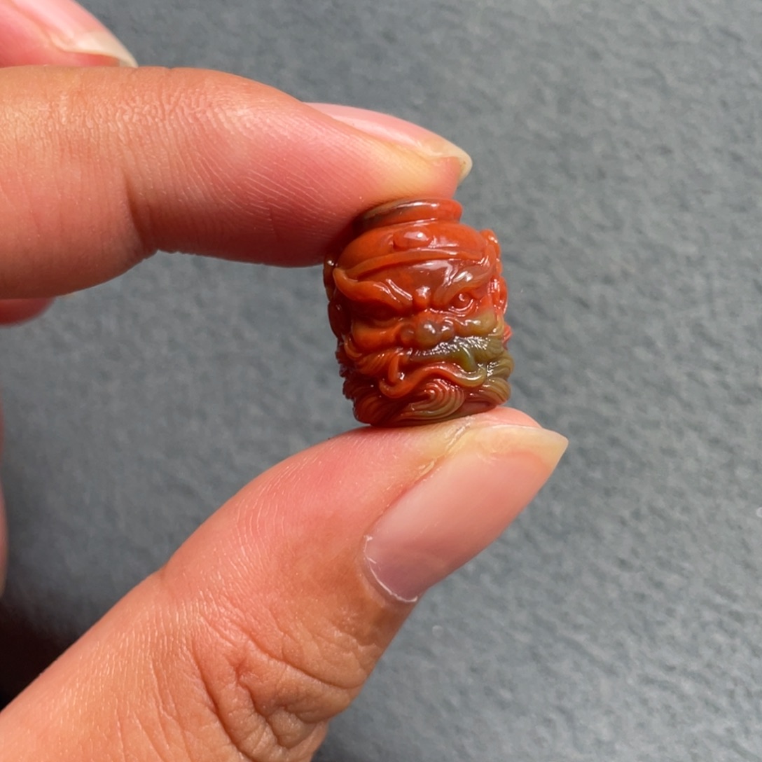 南红玛瑙未镶嵌颈饰