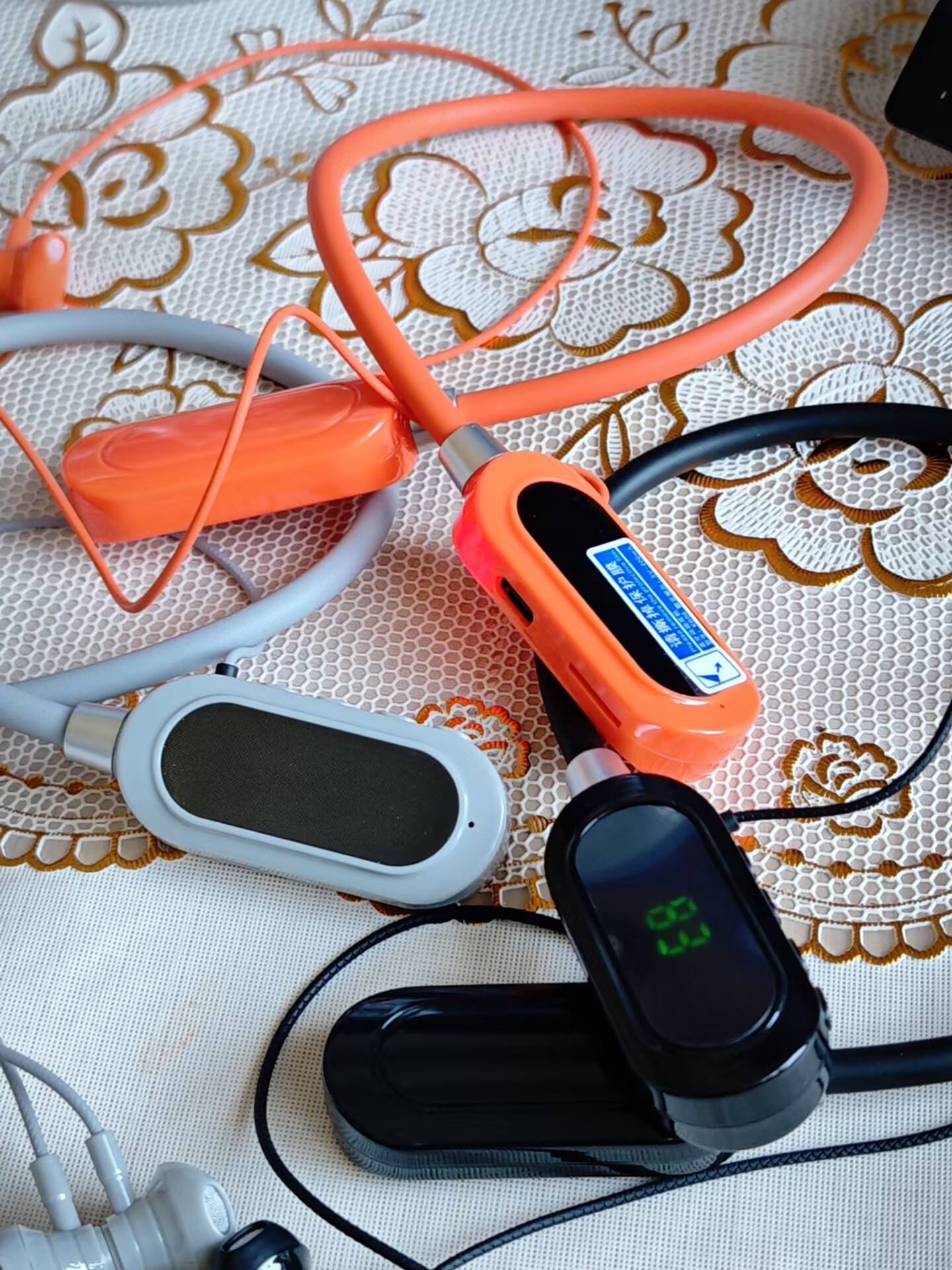 新蓝牙耳机待机颈挂式运动跑步适用苹果华为vivo小米OPPO无线耳机