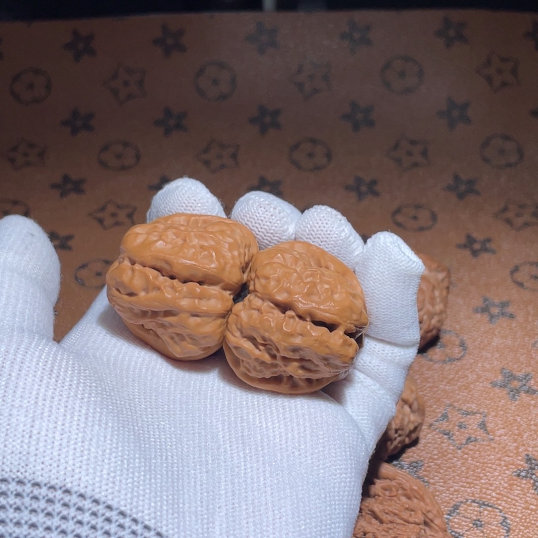 文玩核桃吊坠40蛤蟆头