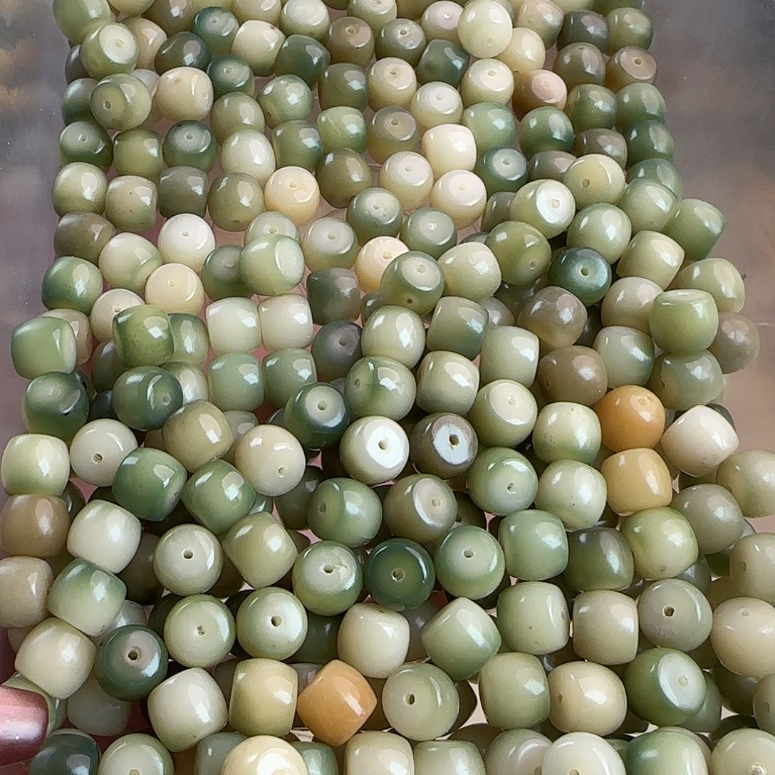 手串菩提根/象牙果瑕疵卡12非料绿飘花直切150颗