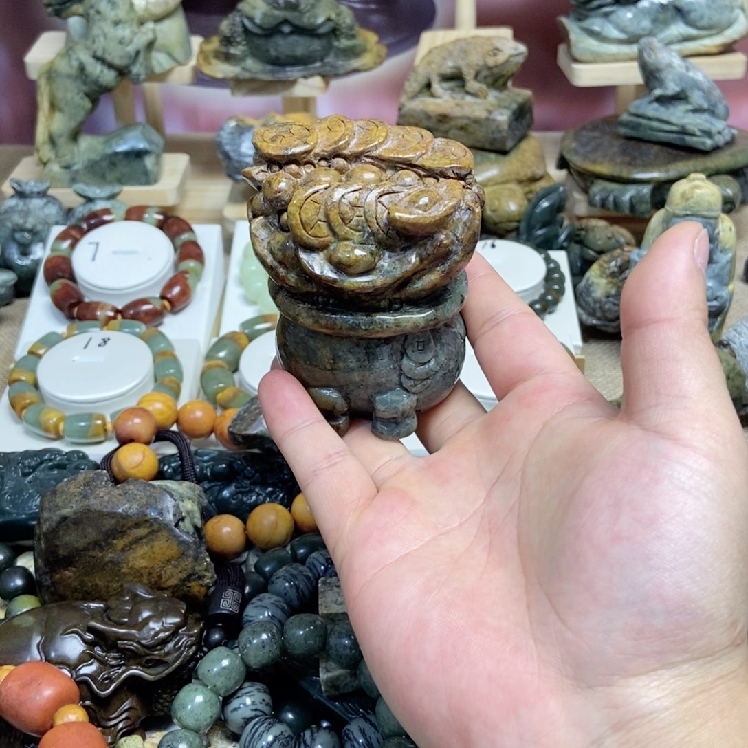 岫岩河磨玉（透闪石质玉）手把未镶嵌