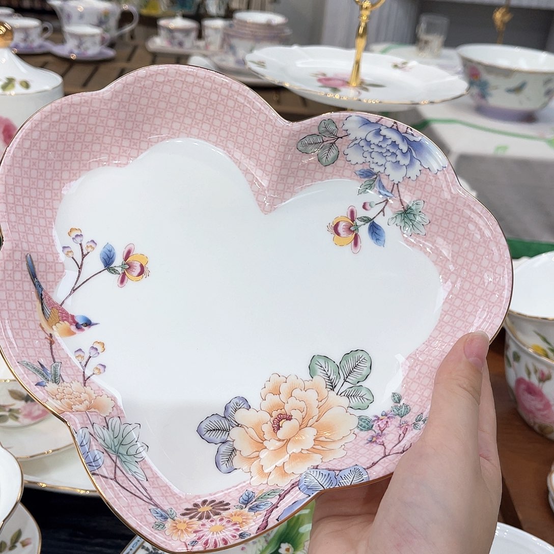 骨瓷爱心盘————————