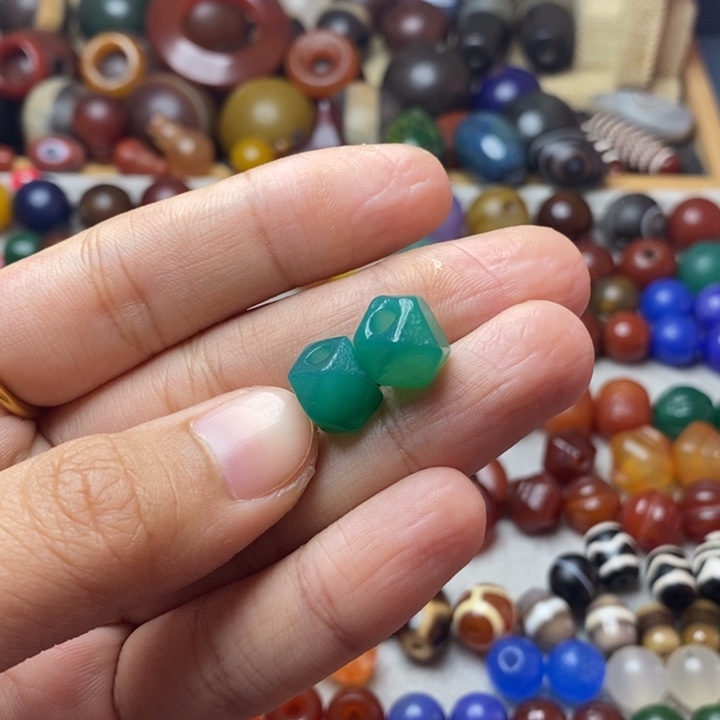 玛瑙/玉髓珠宝奇石未镶嵌