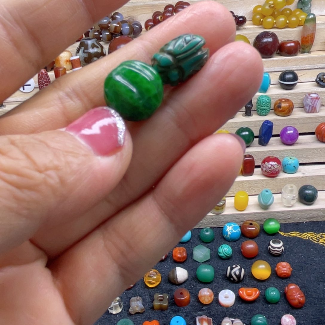 合金颈饰玛瑙/玉髓嗨****粒