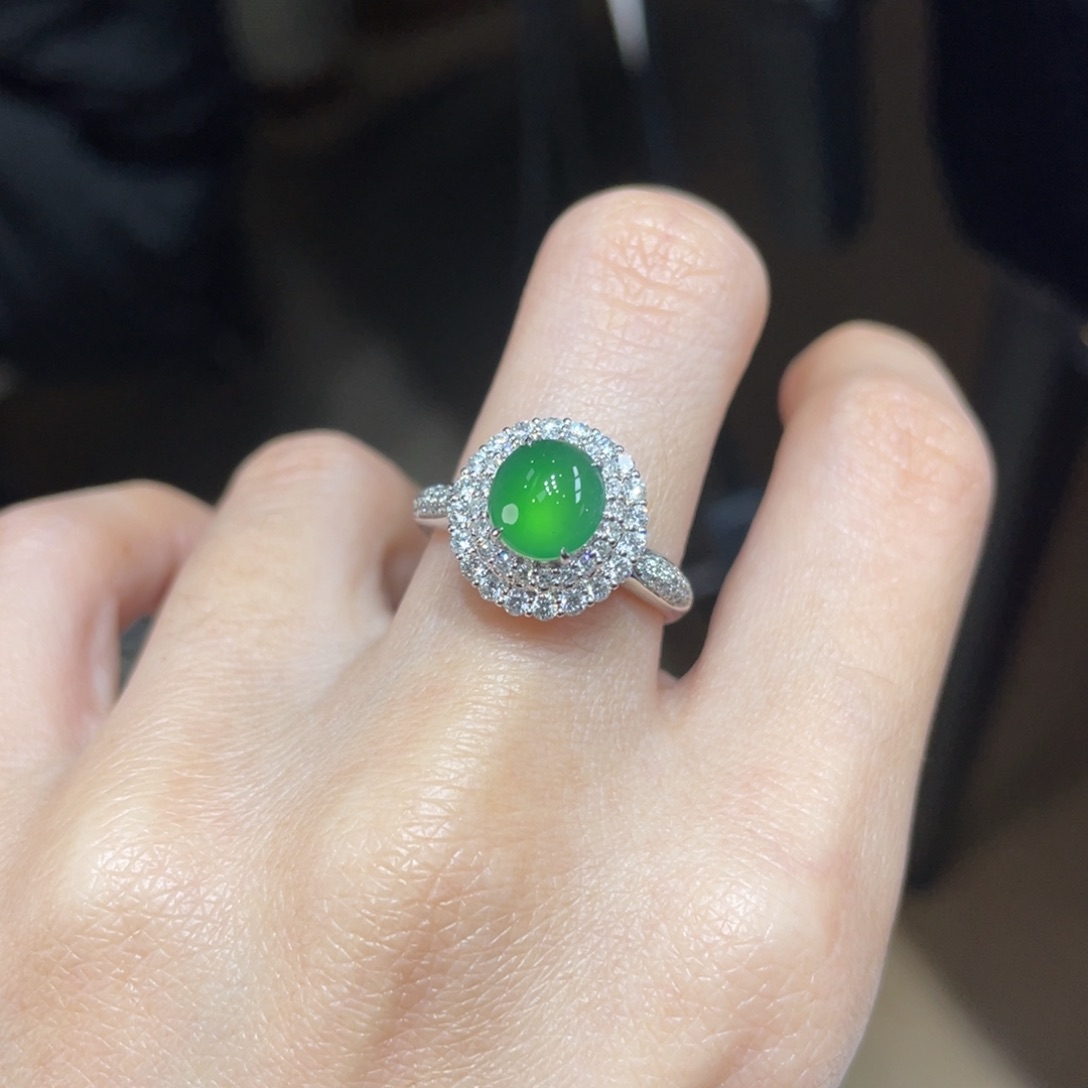 翡翠颈饰18K金镶嵌天然缅甸翡翠a货