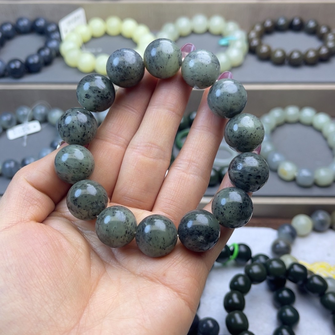 和田玉手链未镶嵌