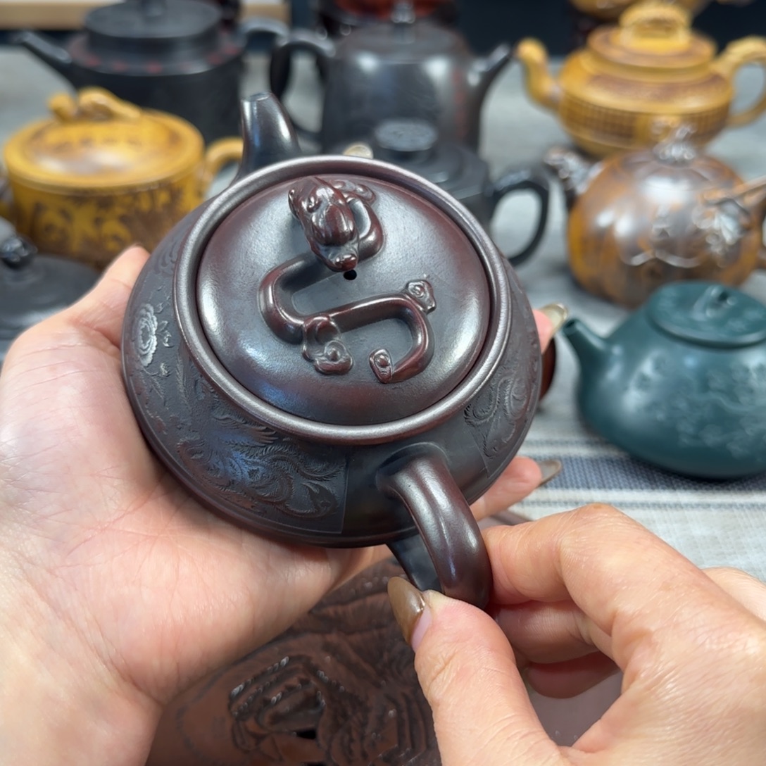 茶壶紫砂紫砂紫色紫砂