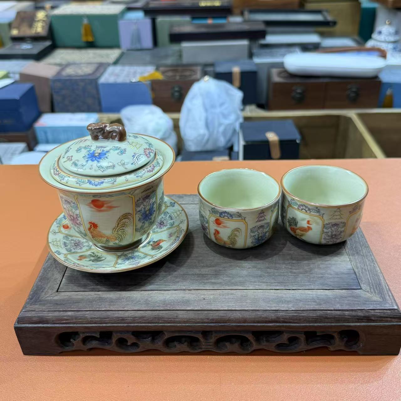 黄汝三才盖碗加俩杯 1685*2+1686