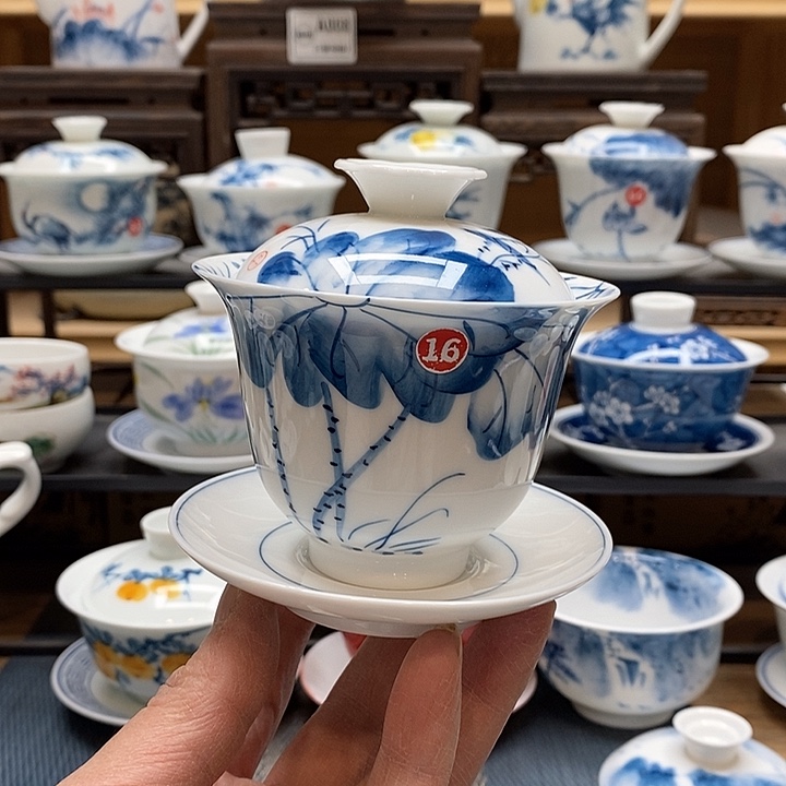 手绘微瑕荷花盖碗