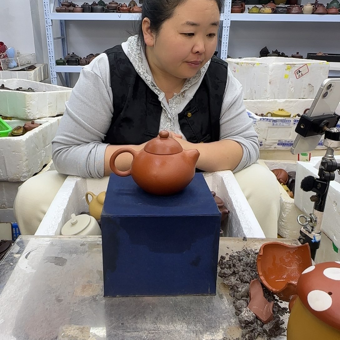 茶壶紫砂宜兴紫砂壶瑕疵处理