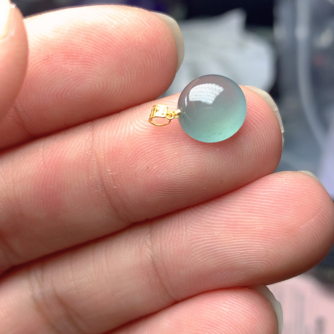 【闪购商品】颈饰18K金镶嵌翡翠翡翠