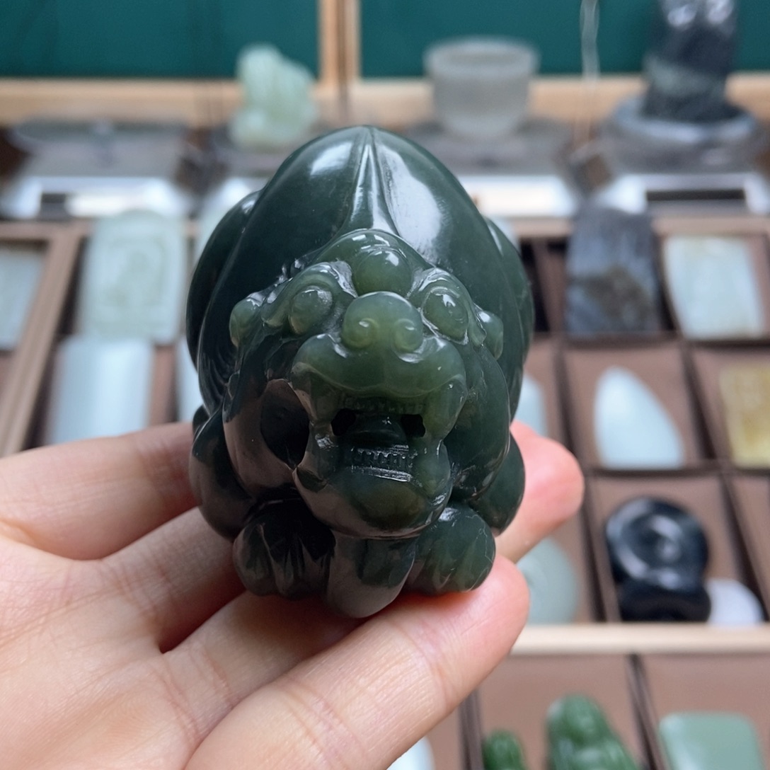 和田玉（糖玉）颈饰未镶嵌