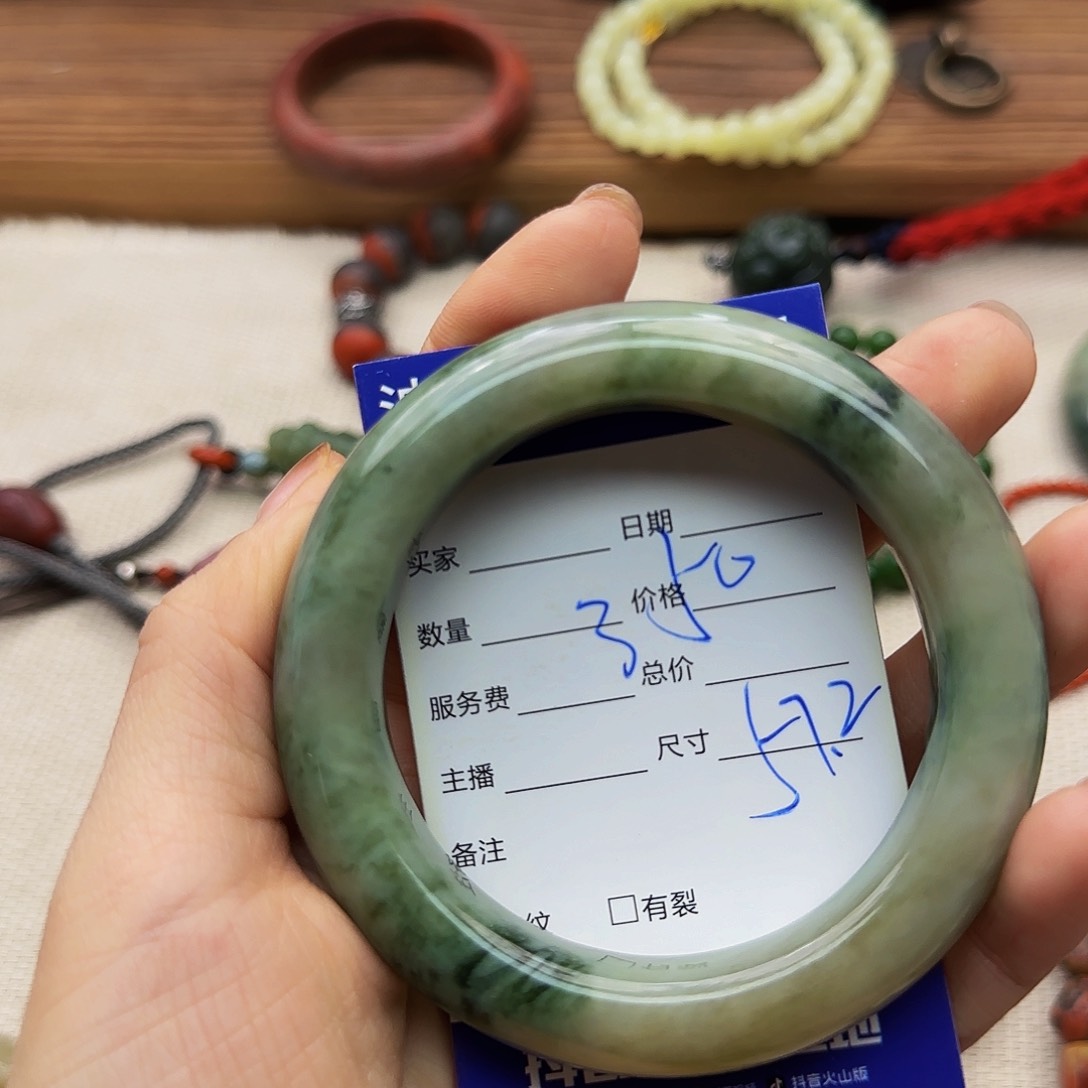 南红玛瑙手链未镶嵌小*❄