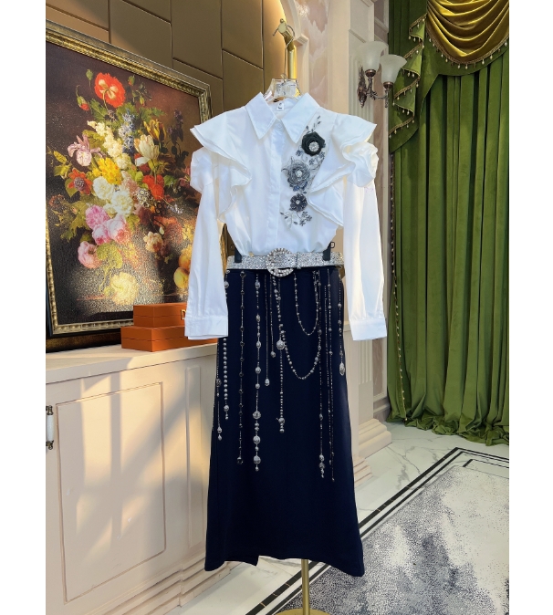 芙娜妮轻奢秋冬新款小众设计衬衫气质显瘦女装时尚两件套F2510754