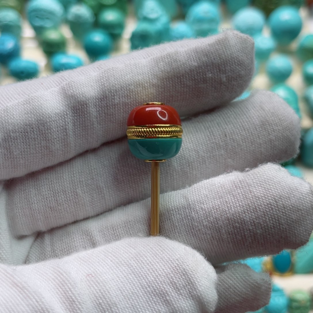 绿松石珠宝奇石18K金镶嵌