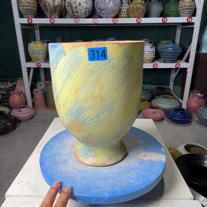 景德镇陶瓷花盆花器314