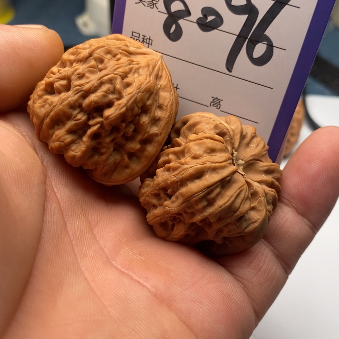 文玩核桃把件8096