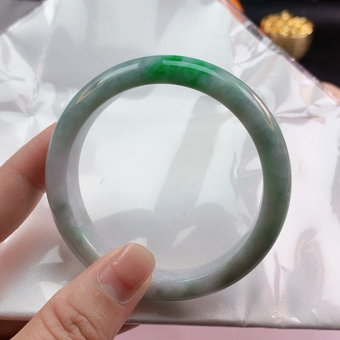 翡翠手镯未镶嵌55圈500238
