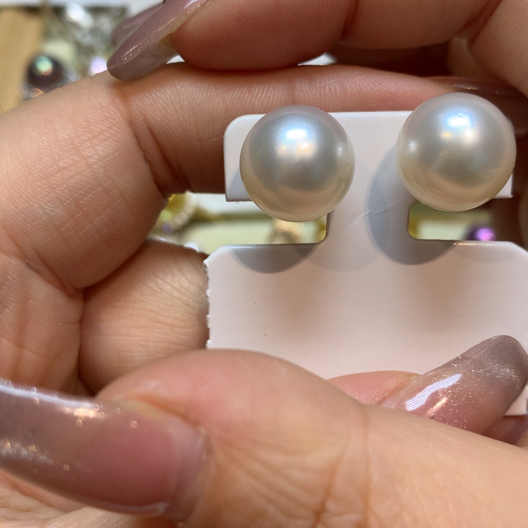 海水珍珠耳饰18K金镶嵌