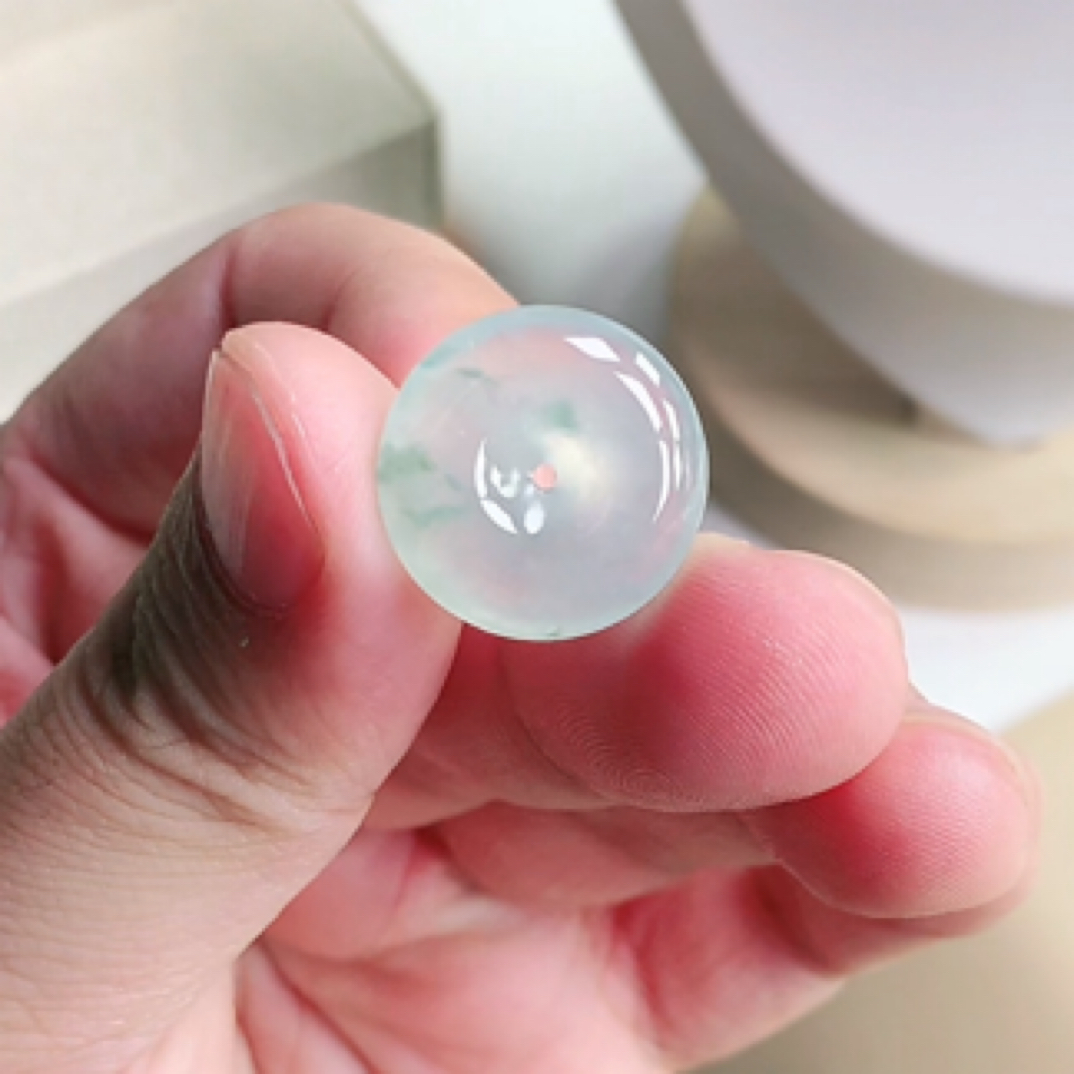 缅甸天然翡翠吊坠