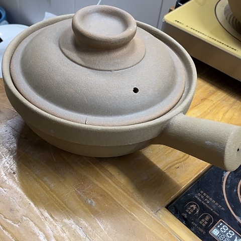 微瑕，明火，口径23，高8带盖2L