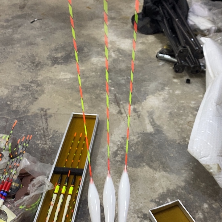 眼漂发一套。，，，，，，