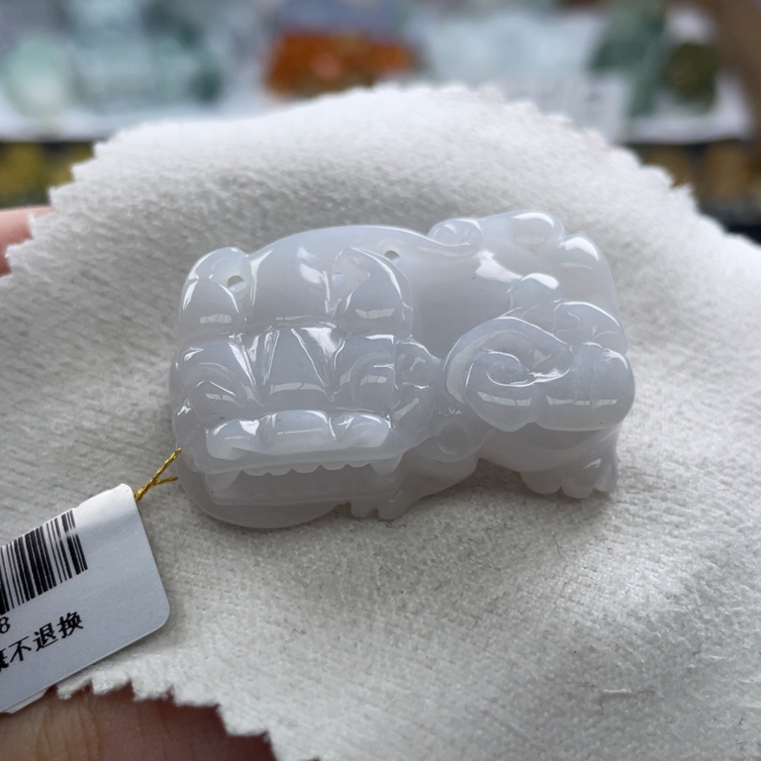 颈饰未镶嵌翡翠貔貅3