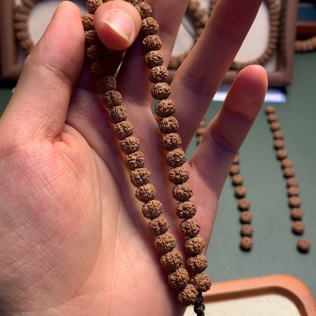 金刚菩提吊坠b****o0308梅花手持