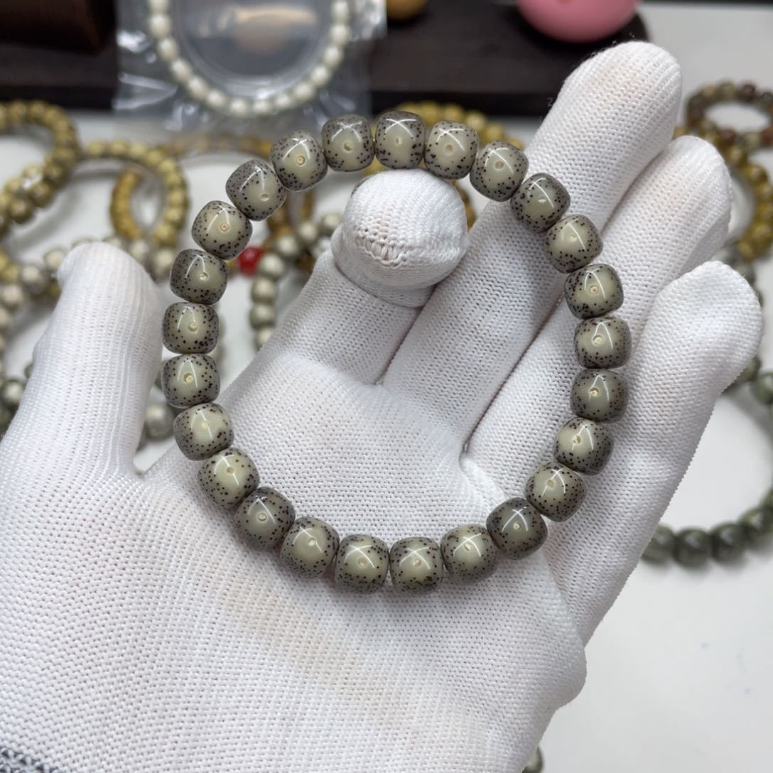 星月菩提手串墨***空9mm灰冰大眼